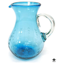  Pitcher