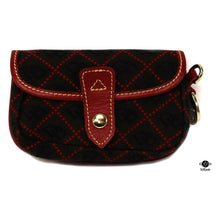  Dooney & Bourke Pouch