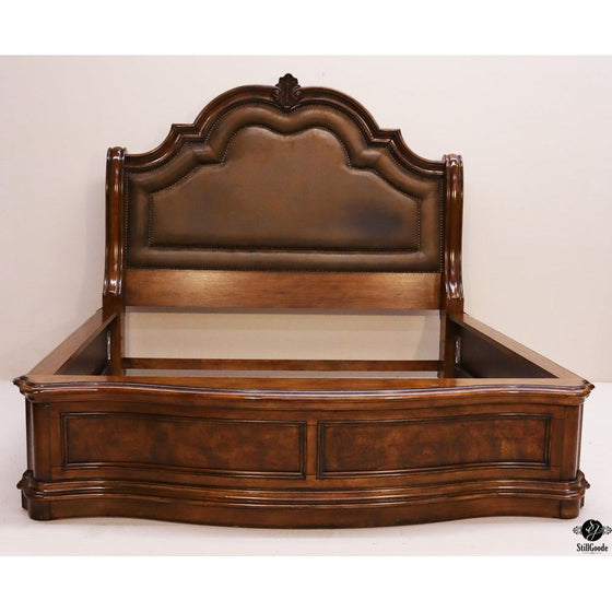 Pulaski Bed