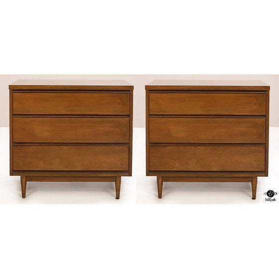 Nightstands (Pair)