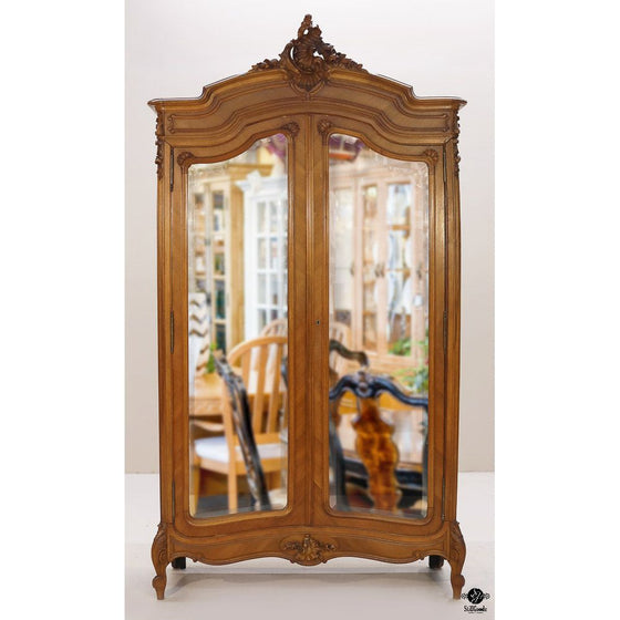 Armoire