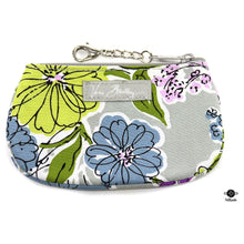  Vera Bradley Pouch
