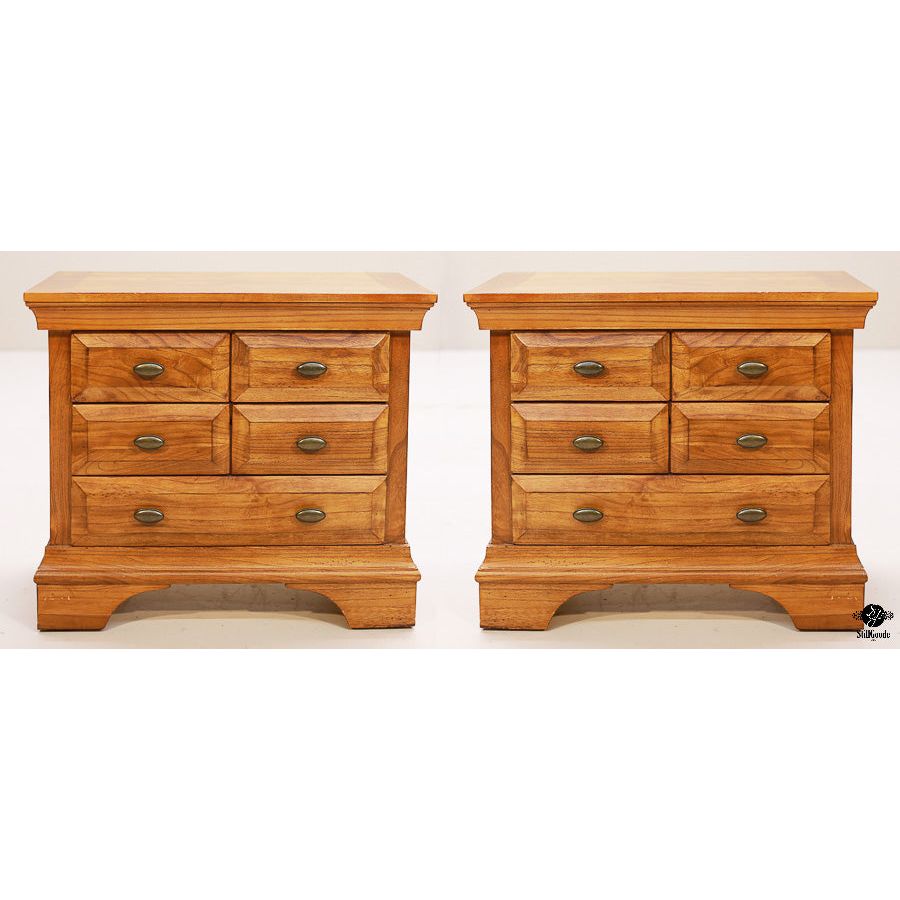 Nightstands (Pair)