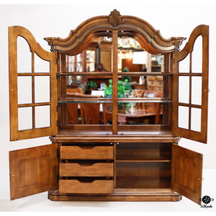 Pulaski China Cabinet