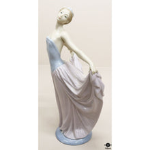  Lladro Figurine