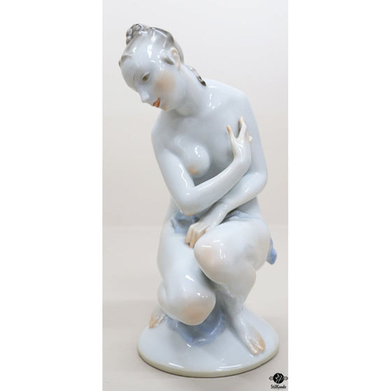 Herend Figurine
