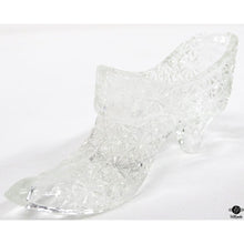  Fenton Figurine
