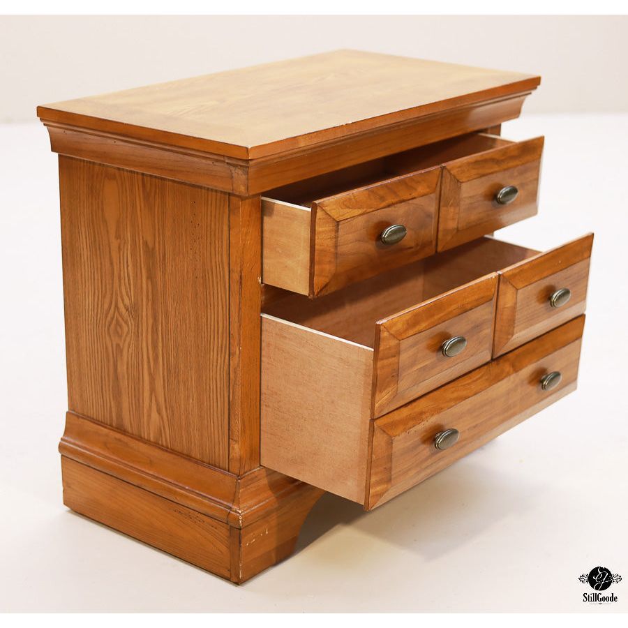 Nightstands (Pair)