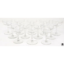  Stemware