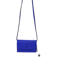  Vera Wang Crossbody Bag