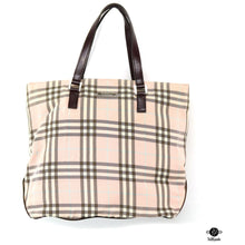  Burberry Tote