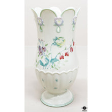  Lenox Vase