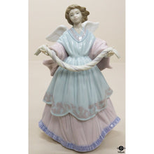  Lladro Figurine