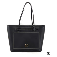  Dooney & Bourke Purse