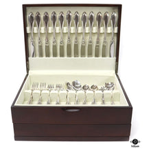  Oneida Flatware Set