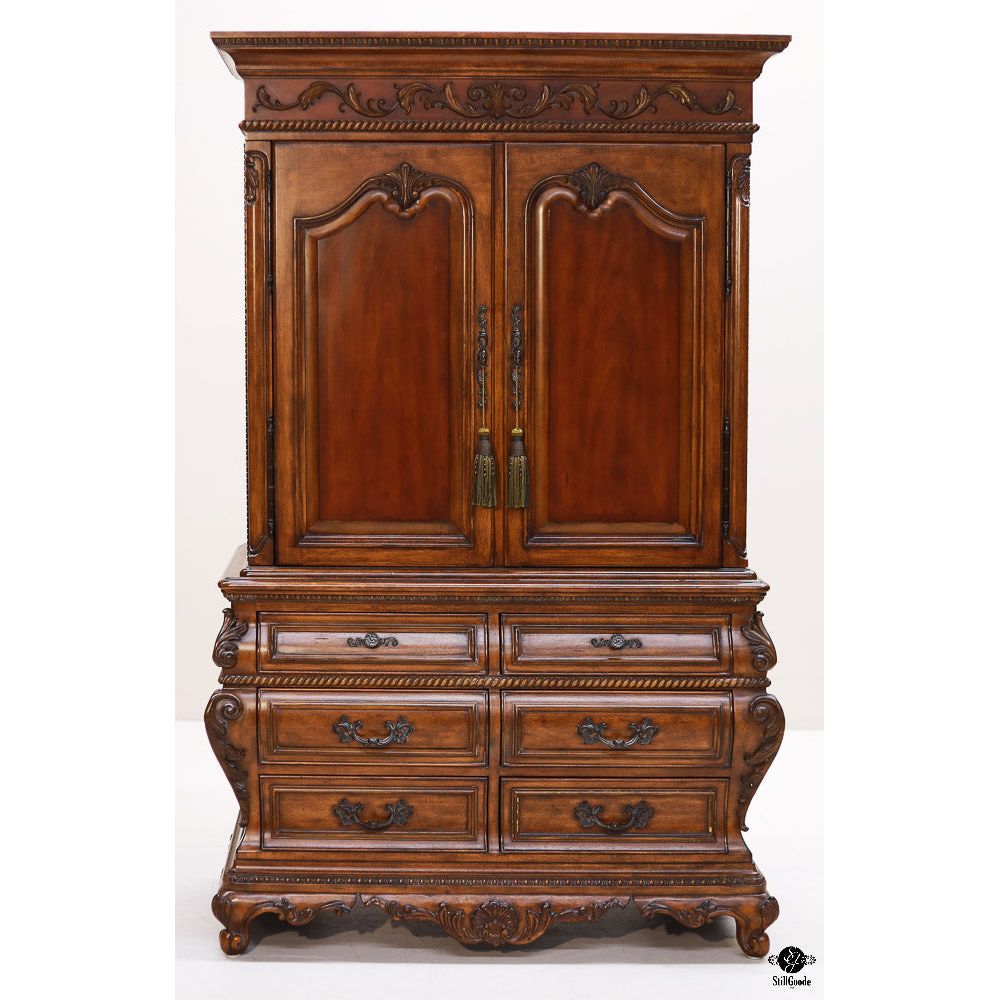 Thomasville Armoire