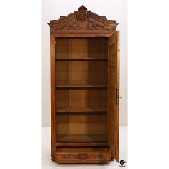 Armoire