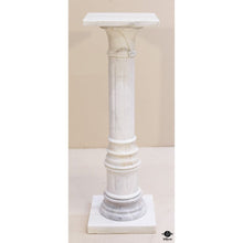  Pedestal