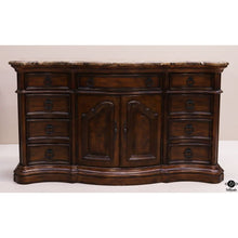  Pulaski Dresser