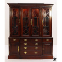  China Cabinet