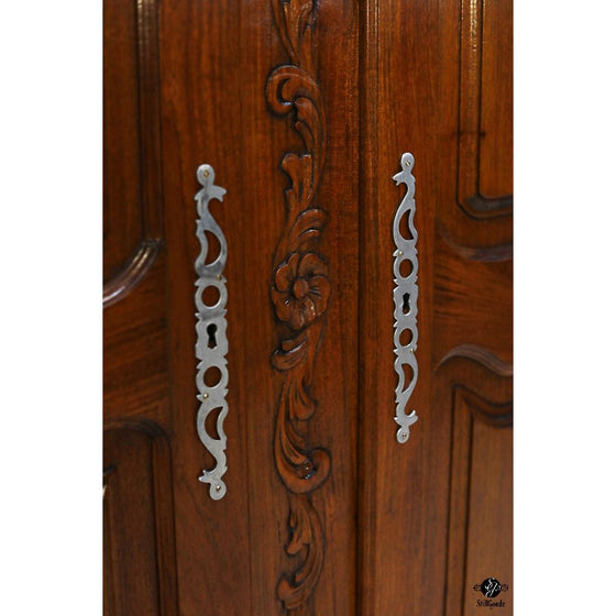 Armoire