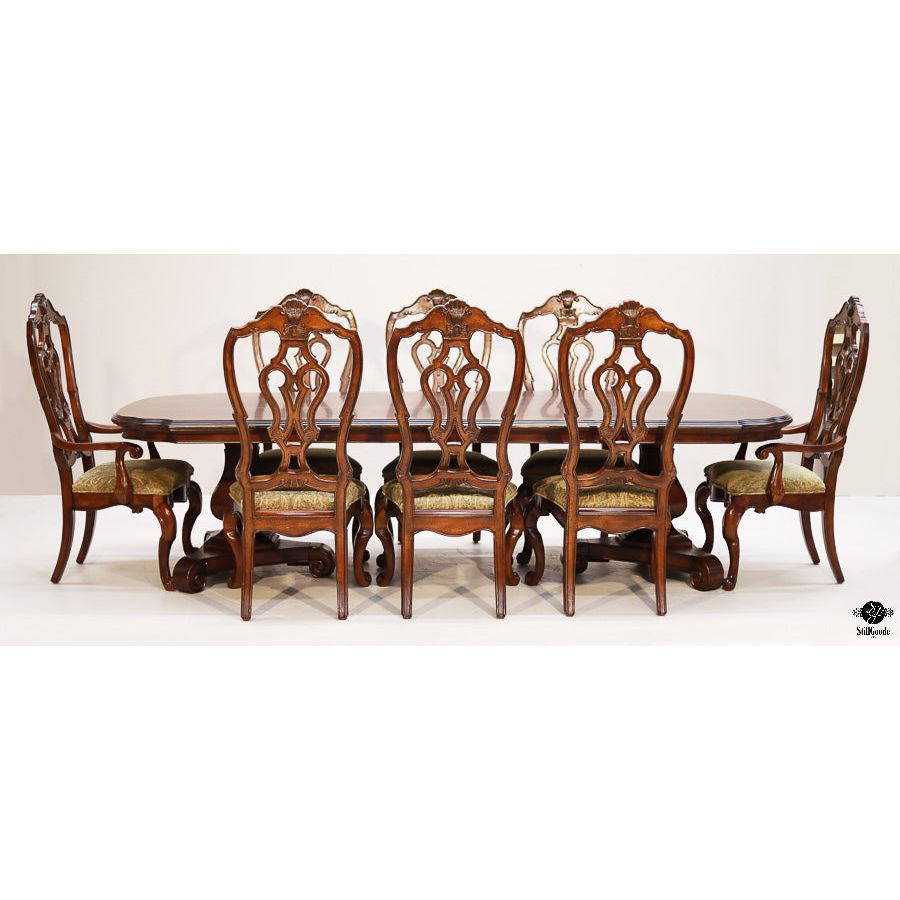 Universal Dining Set